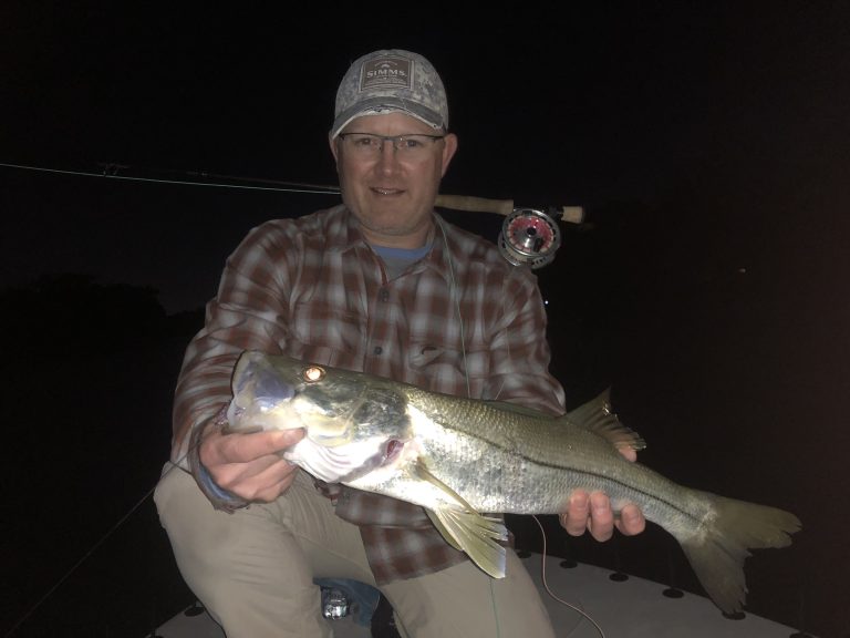Picture of a snook caught while fly fishing dock lighs