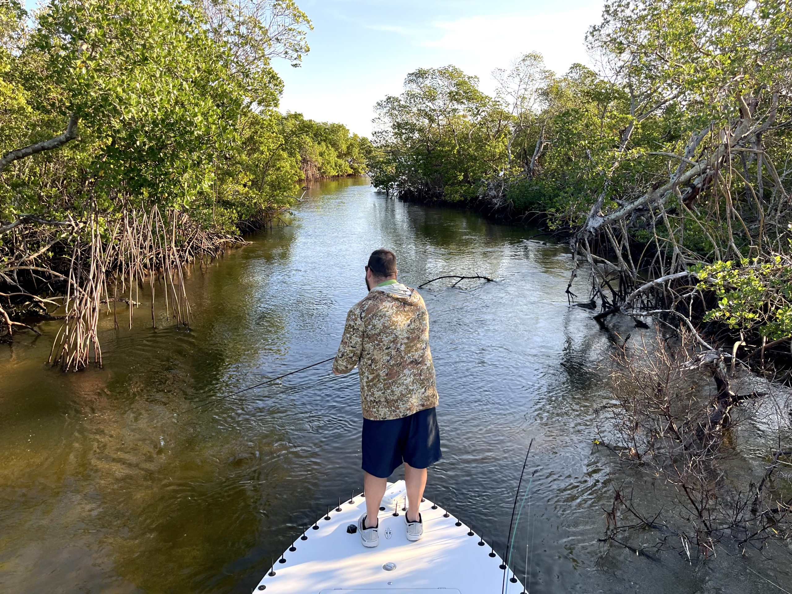 Florida Sport Fishing - March - April 2014 : 2014 Annual Shallow Water  Issue, Sweet Solo Skiffs, Lookout for Lookdown, B…